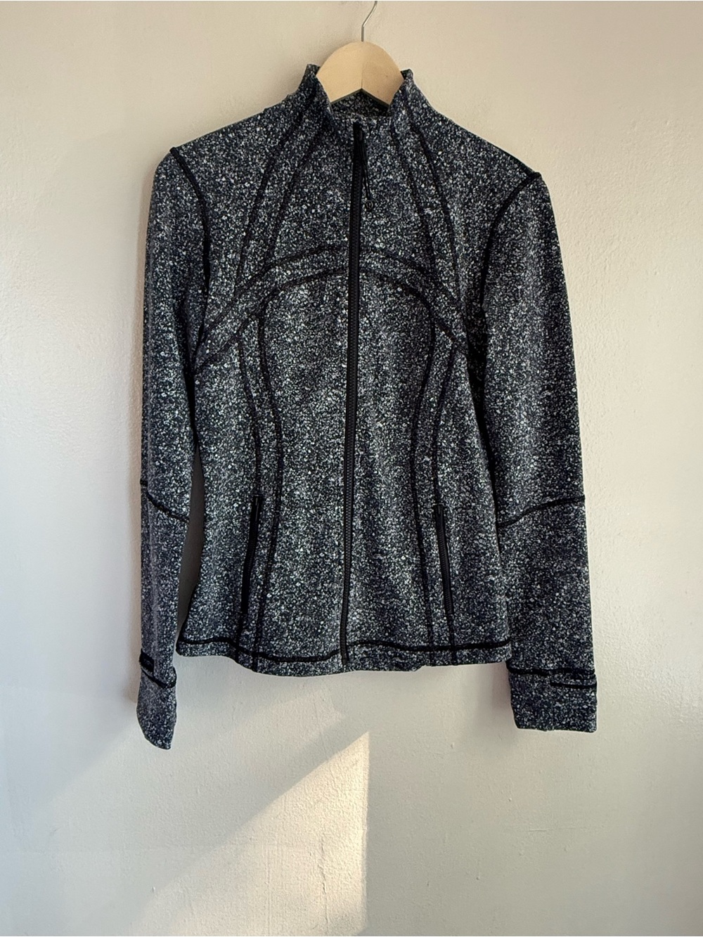 Lululemon Speckled Black & White Zip-Up Athletic Jacket